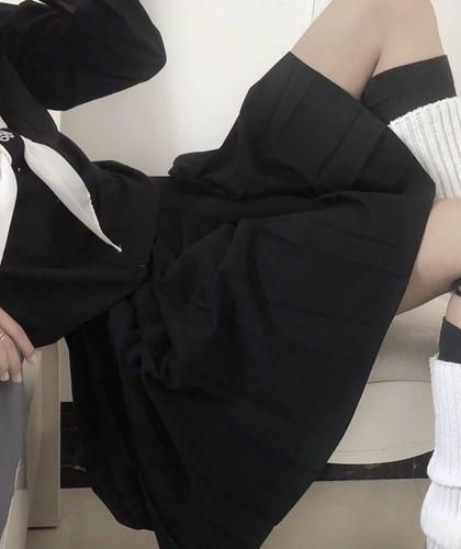 【付费短篇】开庭当天我发现女友是对方请的金牌律师作者：