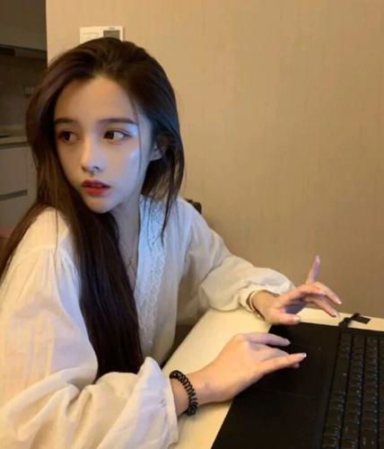 【付费短篇】结婚八年，丁克老公带回一个七岁的孩子作者：