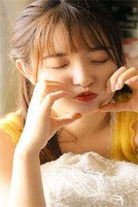 《情窦乱开》作者：薪费复苏