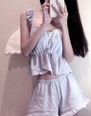 [1v1完结]《社畜地球人x美人蝎军雌（bgb人外）》作者：今天也在努力不修仙