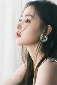 穿成奴隶领主的女儿 作者：蛮小吉