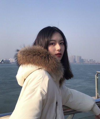 《脱光的爱情》作者：玖玖