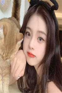 穿成十八线女星我坐鳄鱼全网爆火