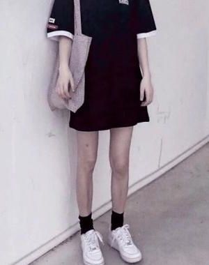 《穿成女儿奴大佬的前妻》（精校版全本by番外完）作者：红芹酥酒