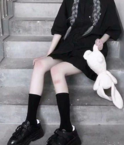 锦鲤少女捉鬼日常